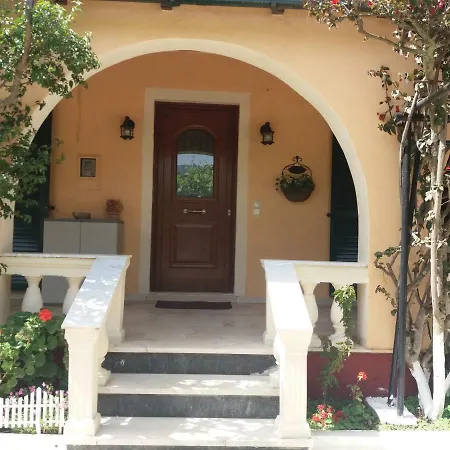 Antonia Beach House *