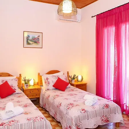 펜션 Antonia Beach House *